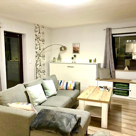 Grosse Wohnkueche, Terrasse, Schlafzimmer Am Steinhuder Meer, Wlan, Parkplatz, Fussbodenheizung, 70Qm Wunstorf Exterior photo