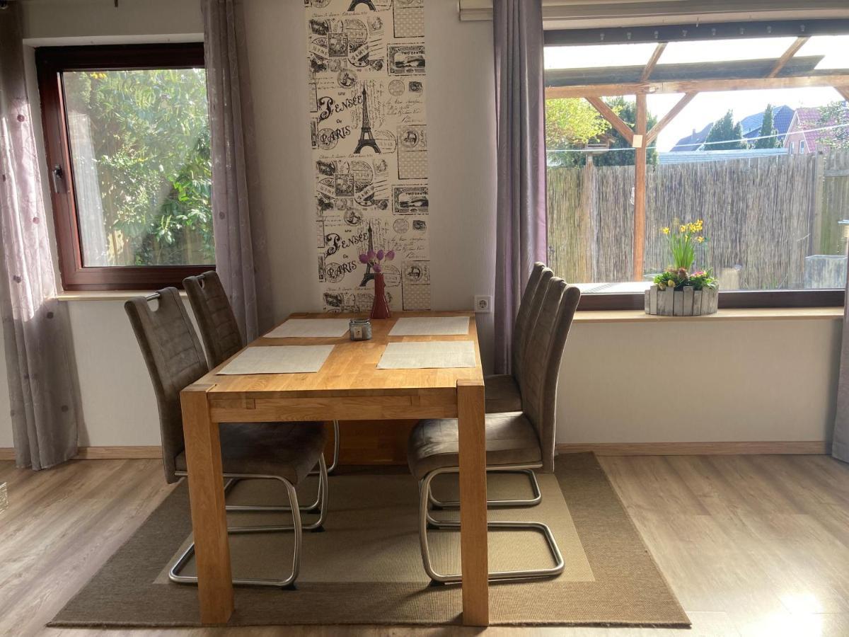 Grosse Wohnkueche, Terrasse, Schlafzimmer Am Steinhuder Meer, Wlan, Parkplatz, Fussbodenheizung, 70Qm Wunstorf Exterior photo