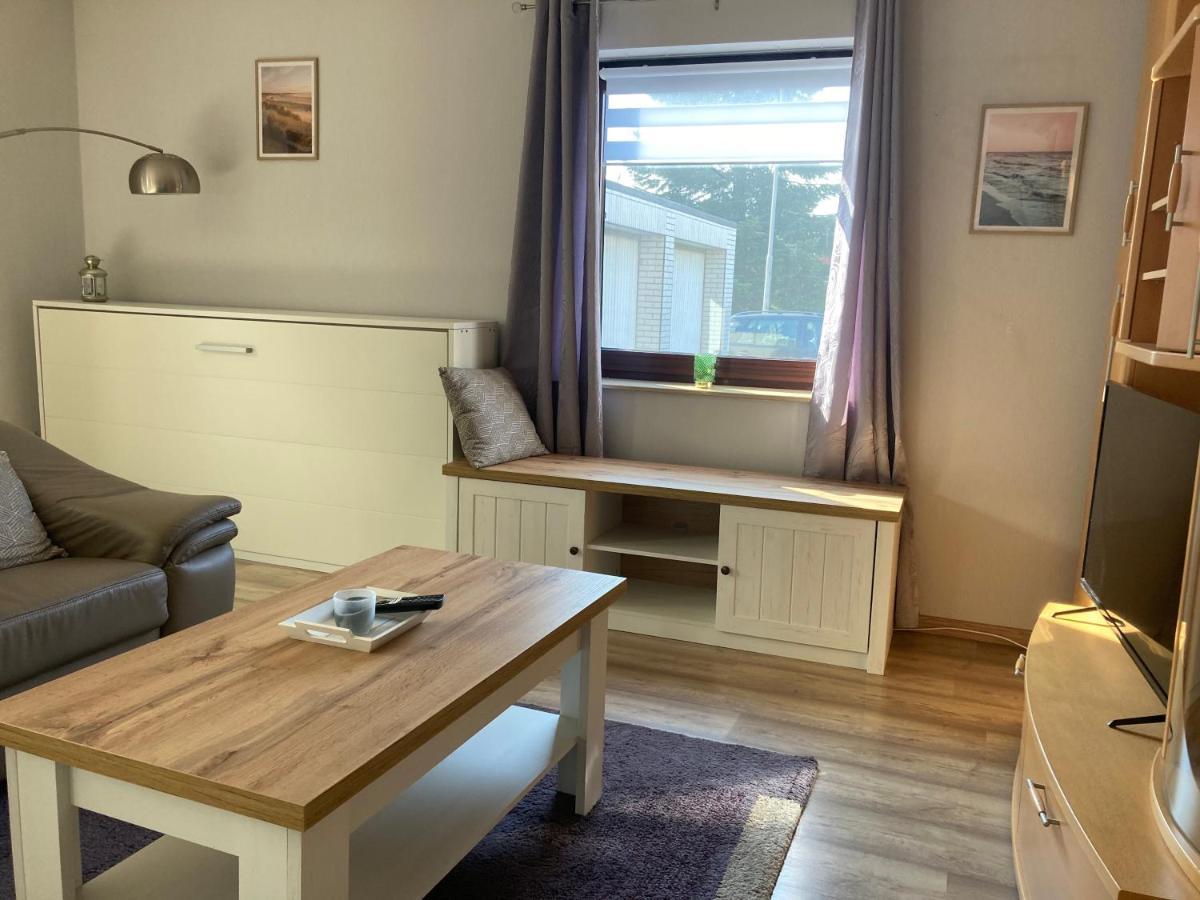 Grosse Wohnkueche, Terrasse, Schlafzimmer Am Steinhuder Meer, Wlan, Parkplatz, Fussbodenheizung, 70Qm Wunstorf Exterior photo