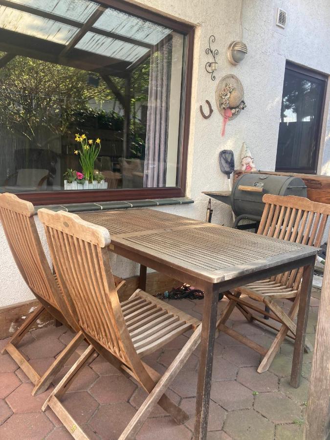 Grosse Wohnkueche, Terrasse, Schlafzimmer Am Steinhuder Meer, Wlan, Parkplatz, Fussbodenheizung, 70Qm Wunstorf Exterior photo