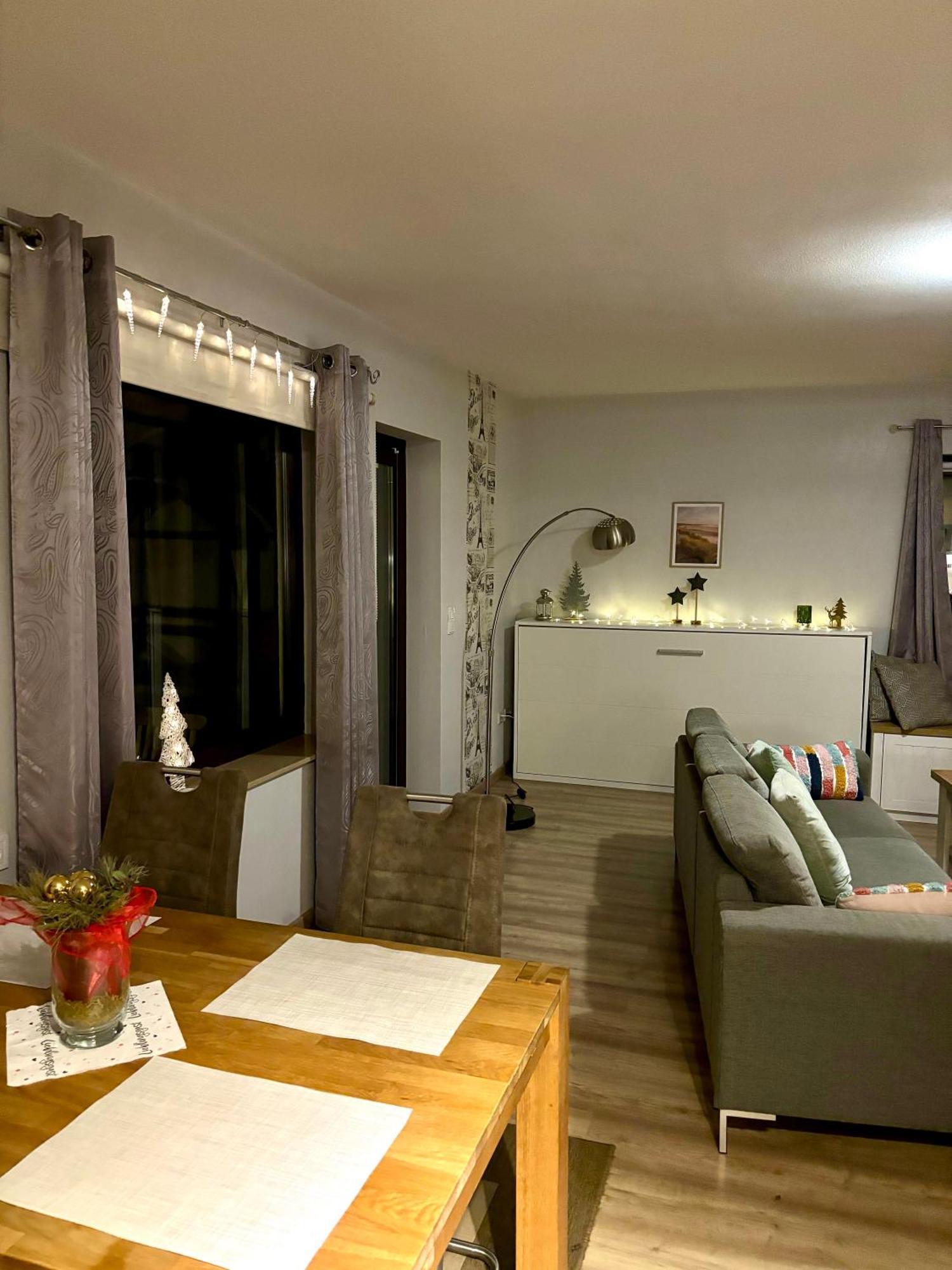 Grosse Wohnkueche, Terrasse, Schlafzimmer Am Steinhuder Meer, Wlan, Parkplatz, Fussbodenheizung, 70Qm Wunstorf Exterior photo